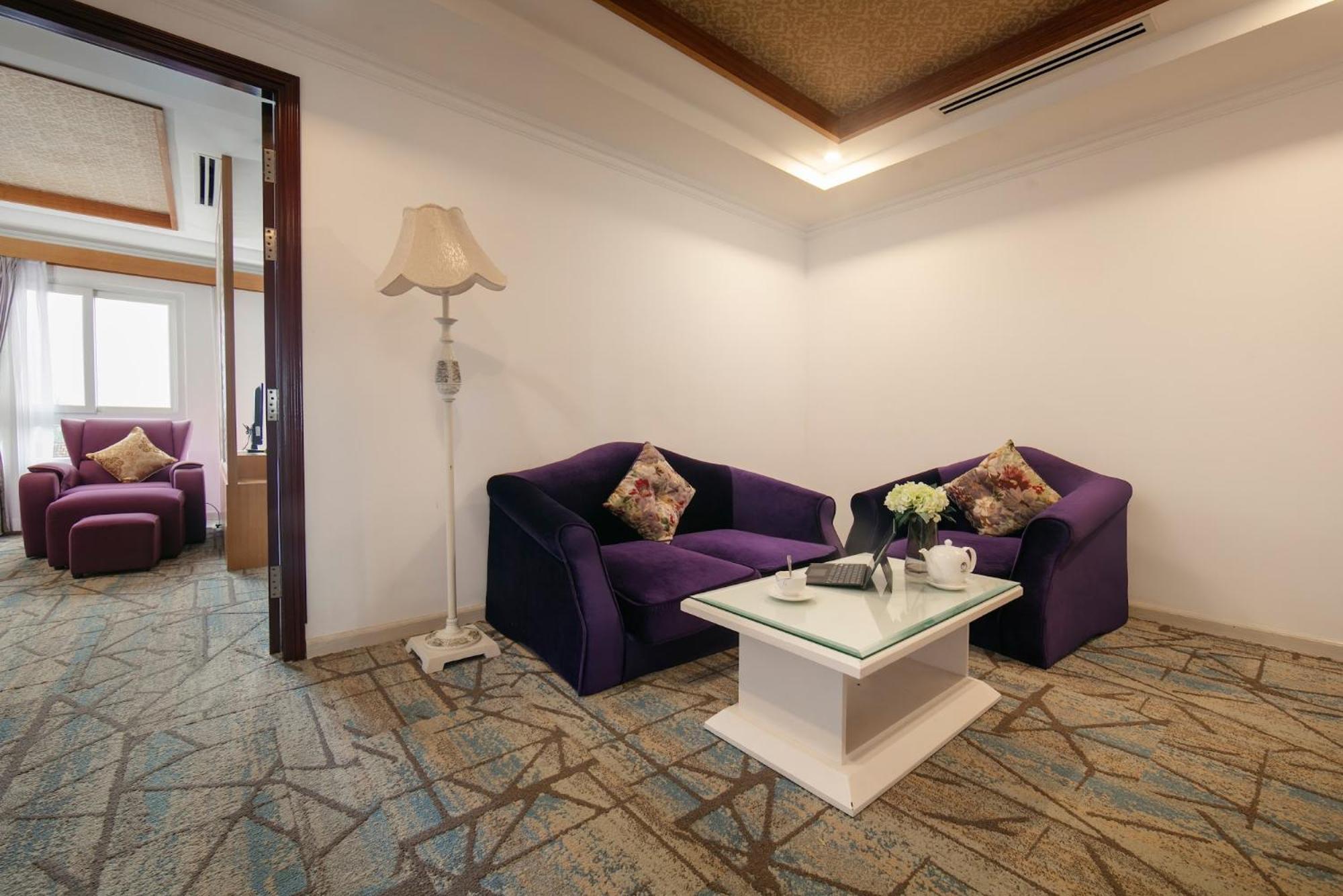 Nesta Hotel Can Tho Luaran gambar
