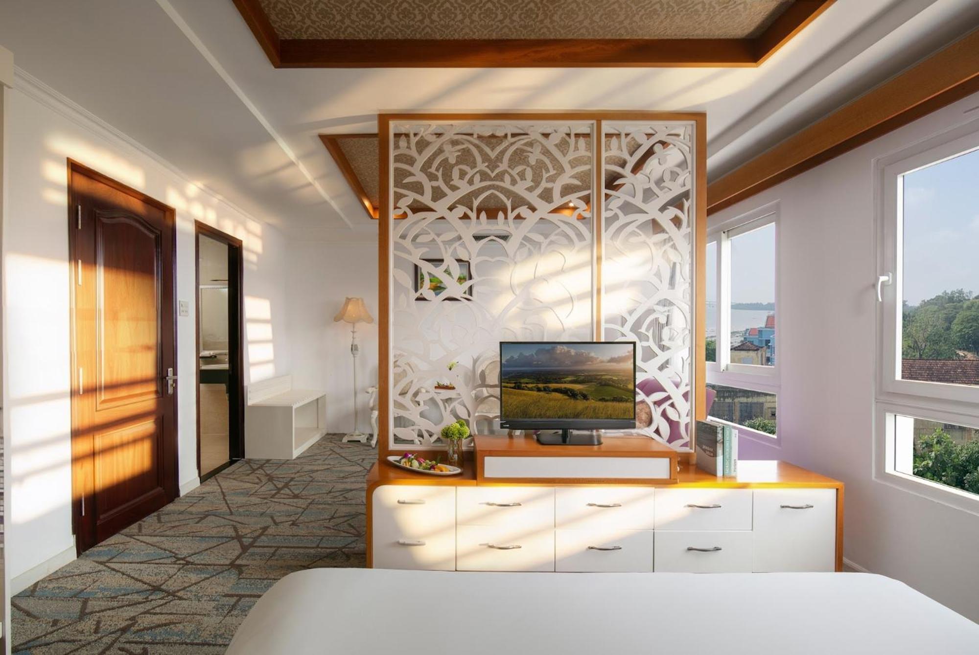Nesta Hotel Can Tho Luaran gambar